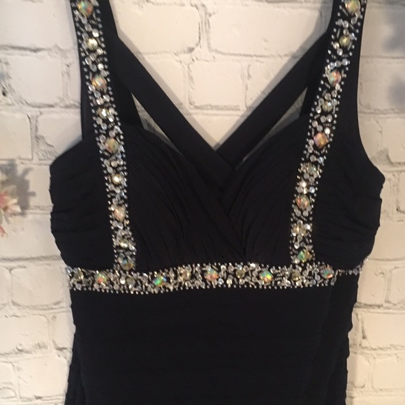 Betsy & Adam Size 6 Navy Gown - Picture 3 of 4